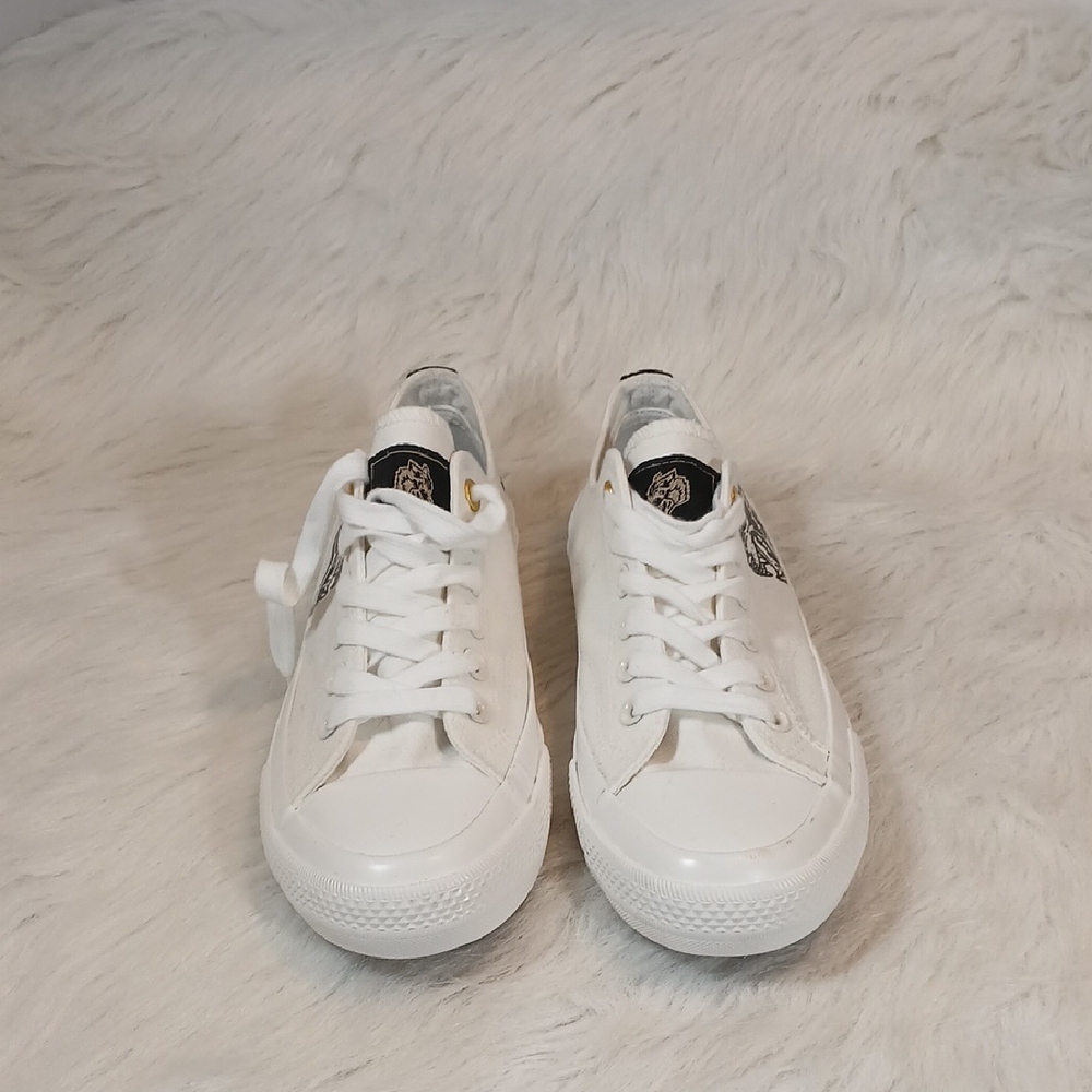 Darc Sport Limited Release Wolves Low Top White/Blk Unisex M Sz 8/ W Sz 10